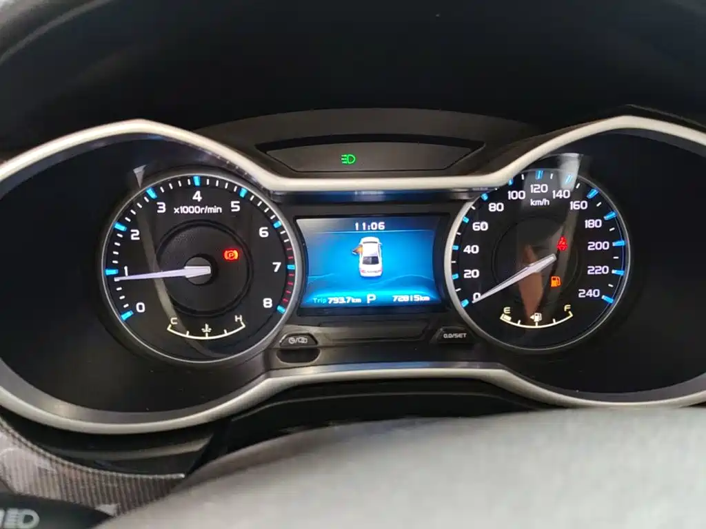 Geely Emgrand — миниатюра 12
