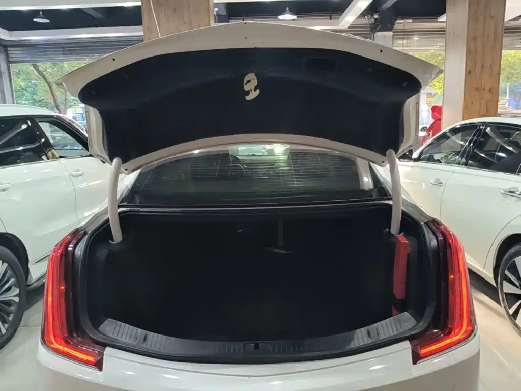 Cadillac XTS — миниатюра 19