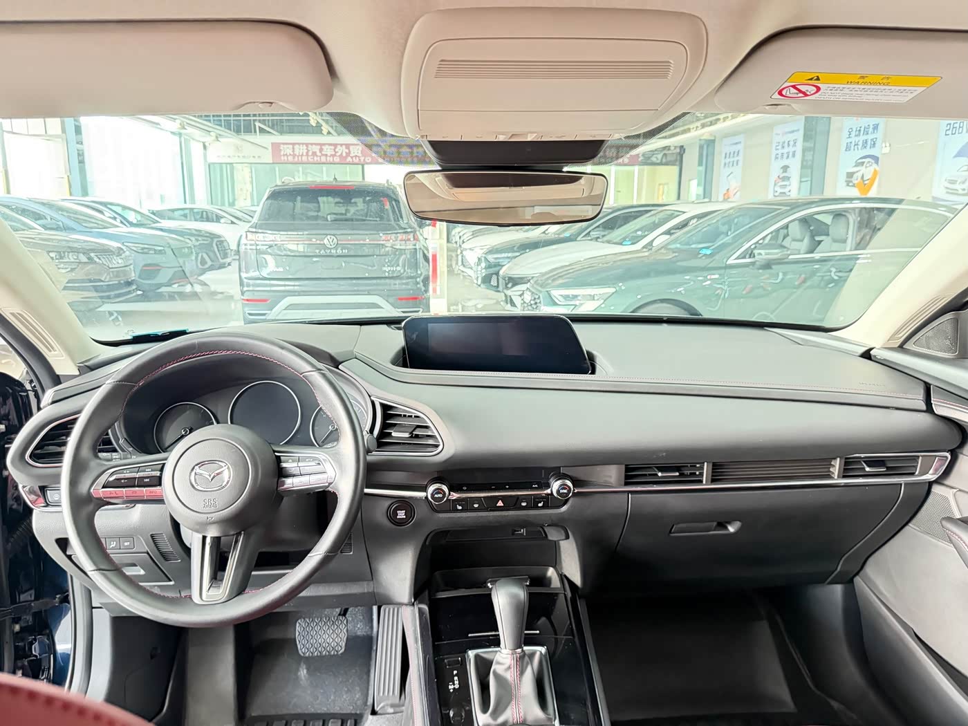 Mazda CX-30 2.0 л 2022 г. Чёрный, пробег 15000 км