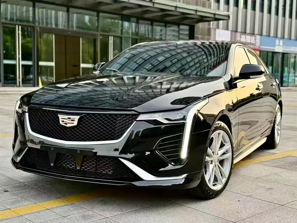 Купить Cadillac CT4