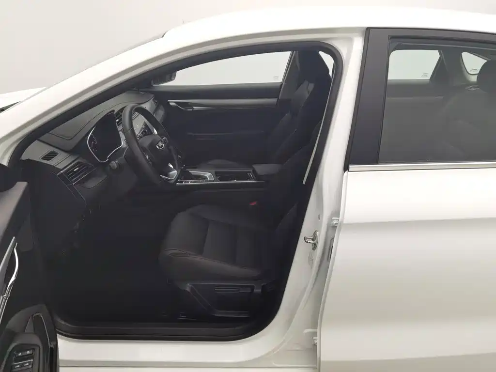 Geely Binrui — миниатюра 10