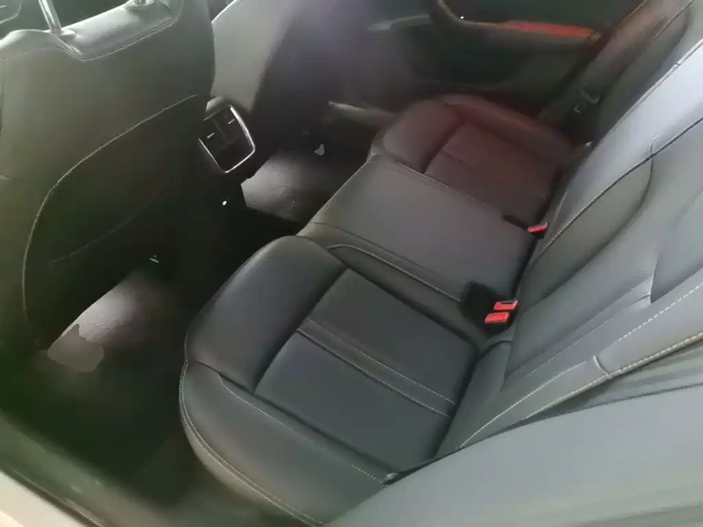 Skoda Octavia — миниатюра 17