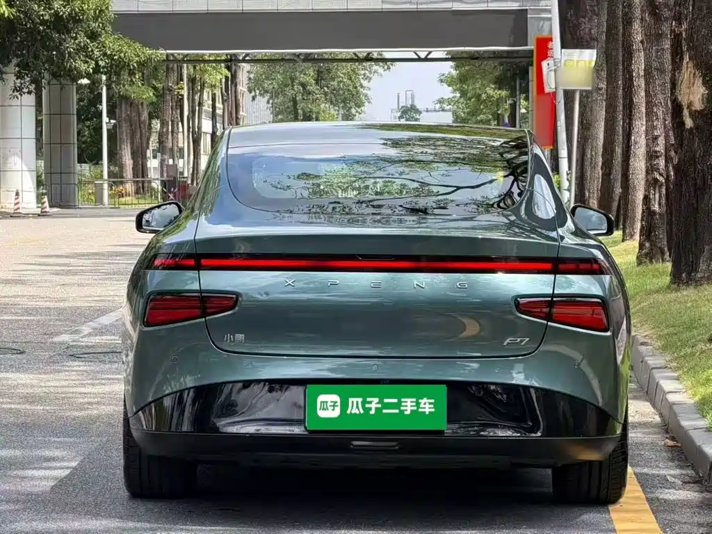 XPeng P7 — миниатюра 6