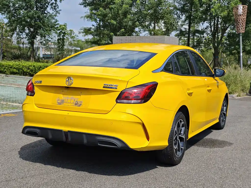 MG MG5 — миниатюра 16