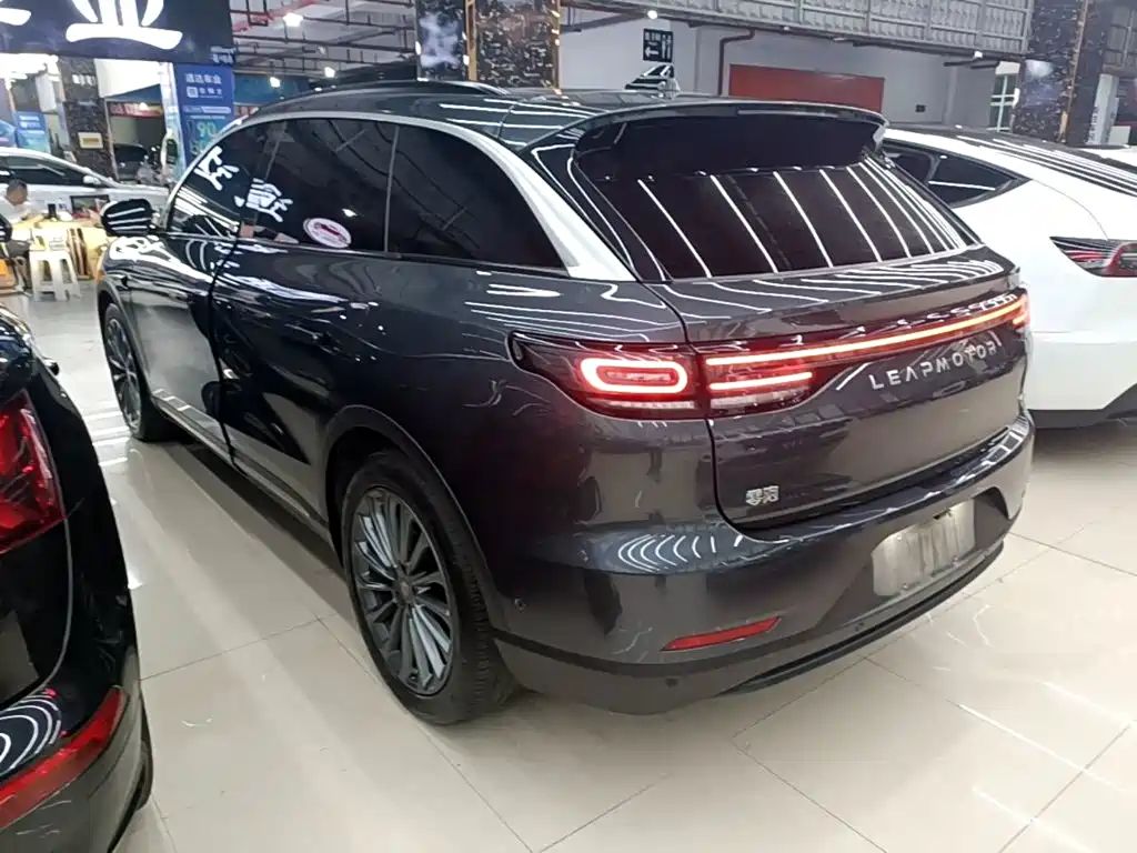 Leapmotor Leapmotor C11 — миниатюра 5