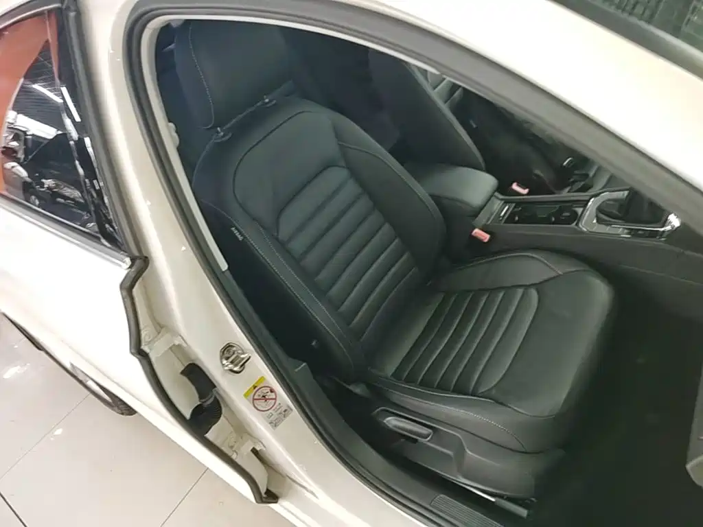 Volkswagen Lamando — миниатюра 25