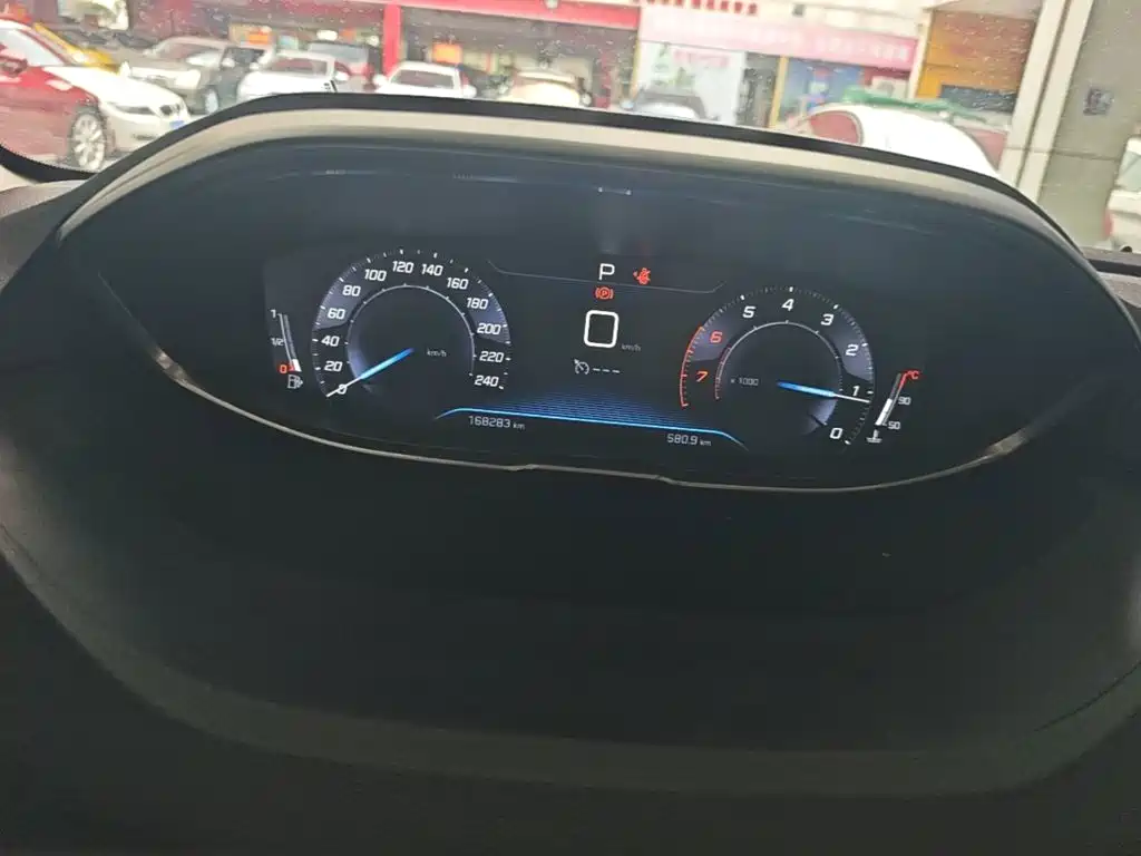 Peugeot 4008 — миниатюра 17