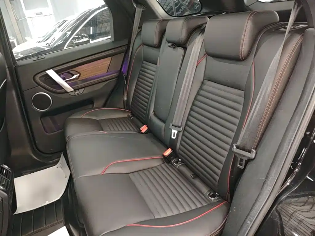 Land Rover Discovery Sport — миниатюра 17