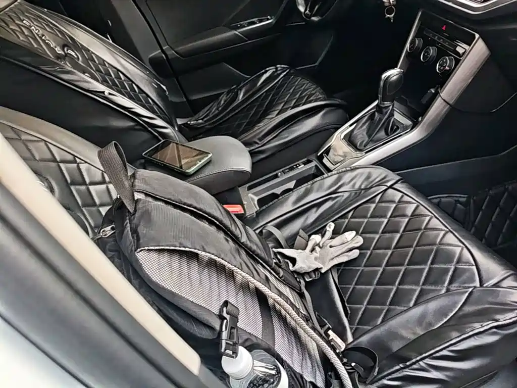 Volkswagen T-Roc — миниатюра 25