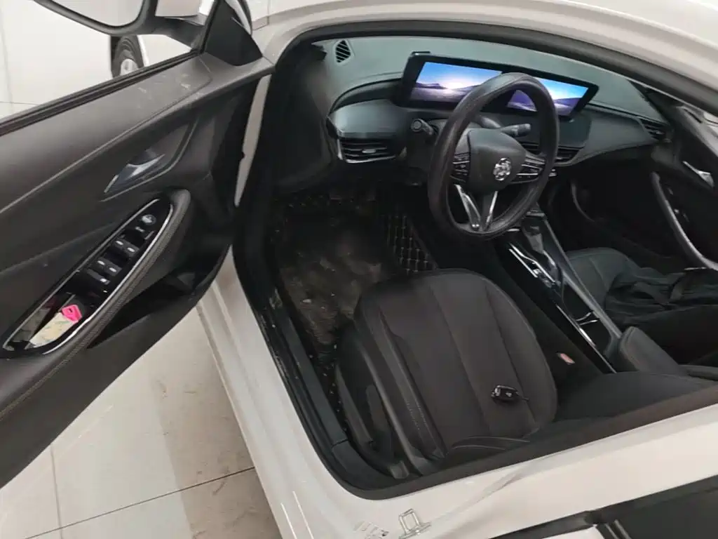 Buick Verano — миниатюра 16
