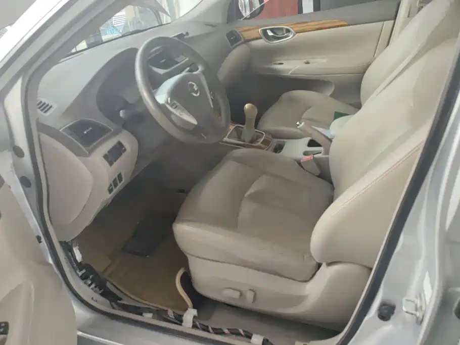 Nissan Sylphy — миниатюра 9