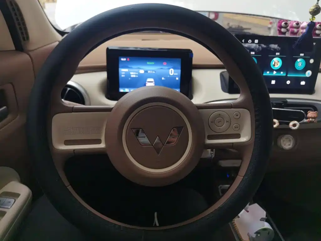 Wuling Mini EV MINIEV 2025