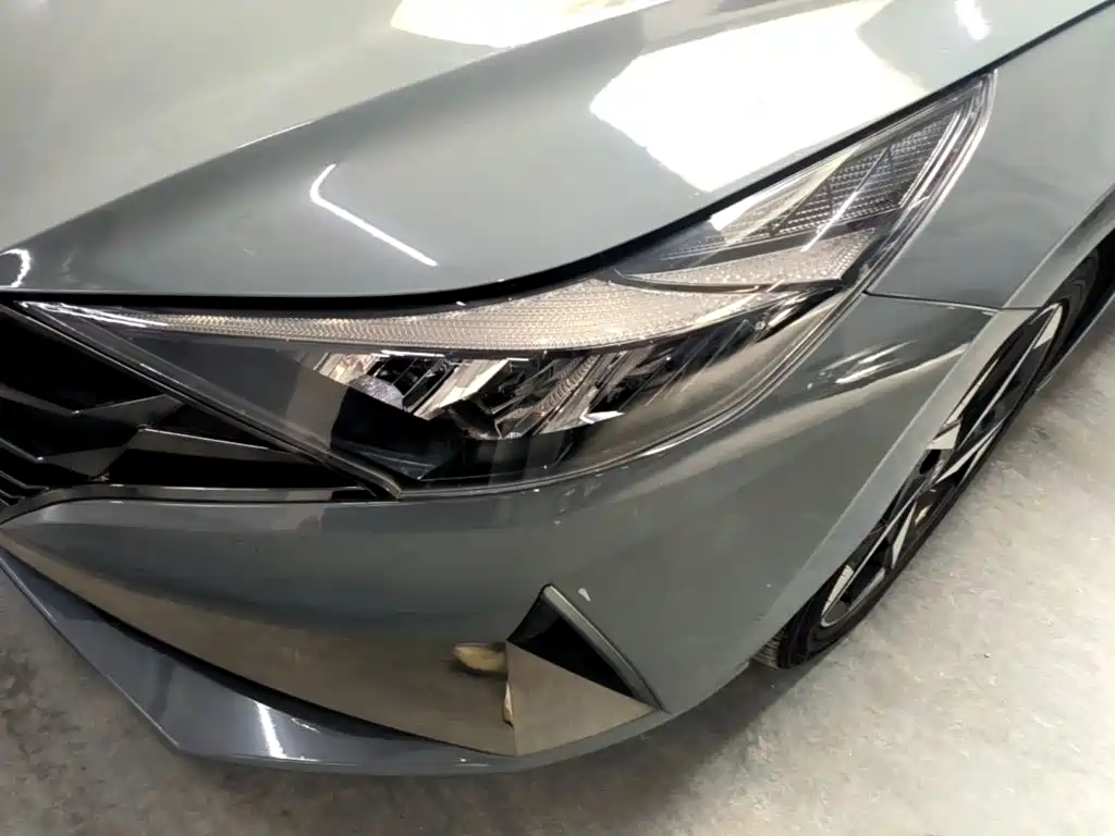 Hyundai Elantra — миниатюра 24
