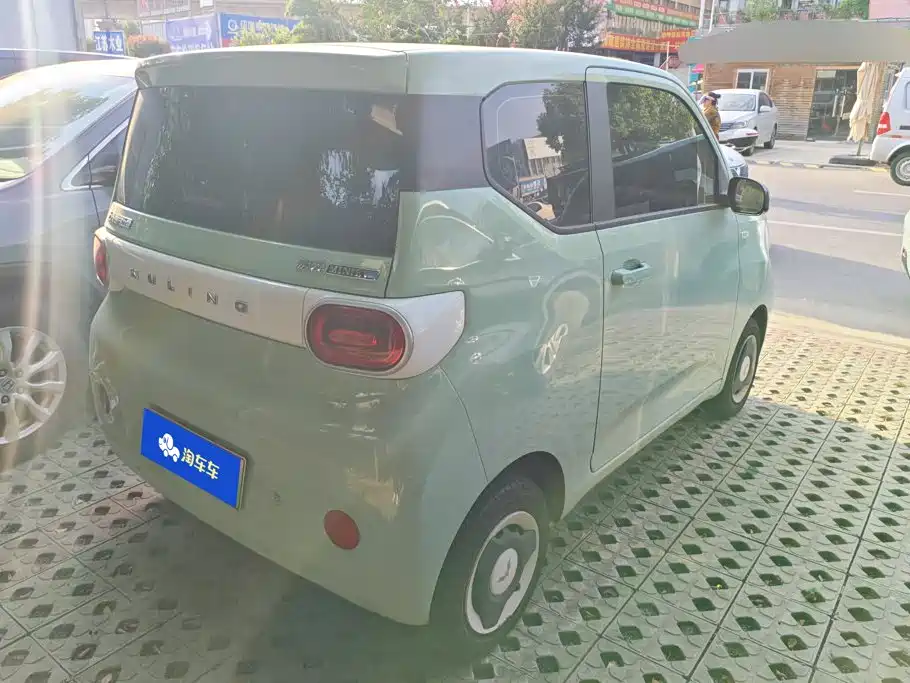 Wuling MINIEV — миниатюра 3