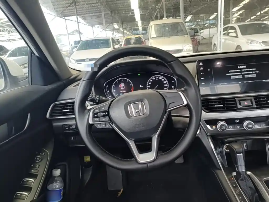 Honda Accord — миниатюра 15