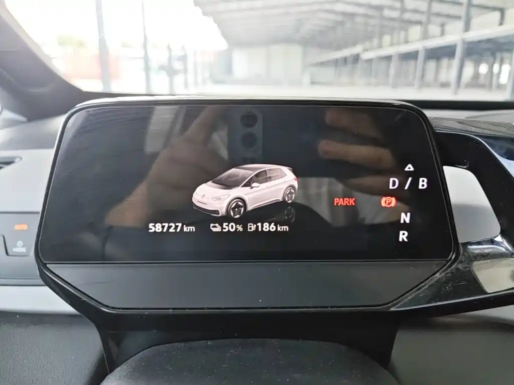 Volkswagen ID.3 — миниатюра 12