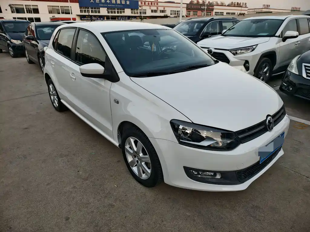 Volkswagen Polo — миниатюра 3