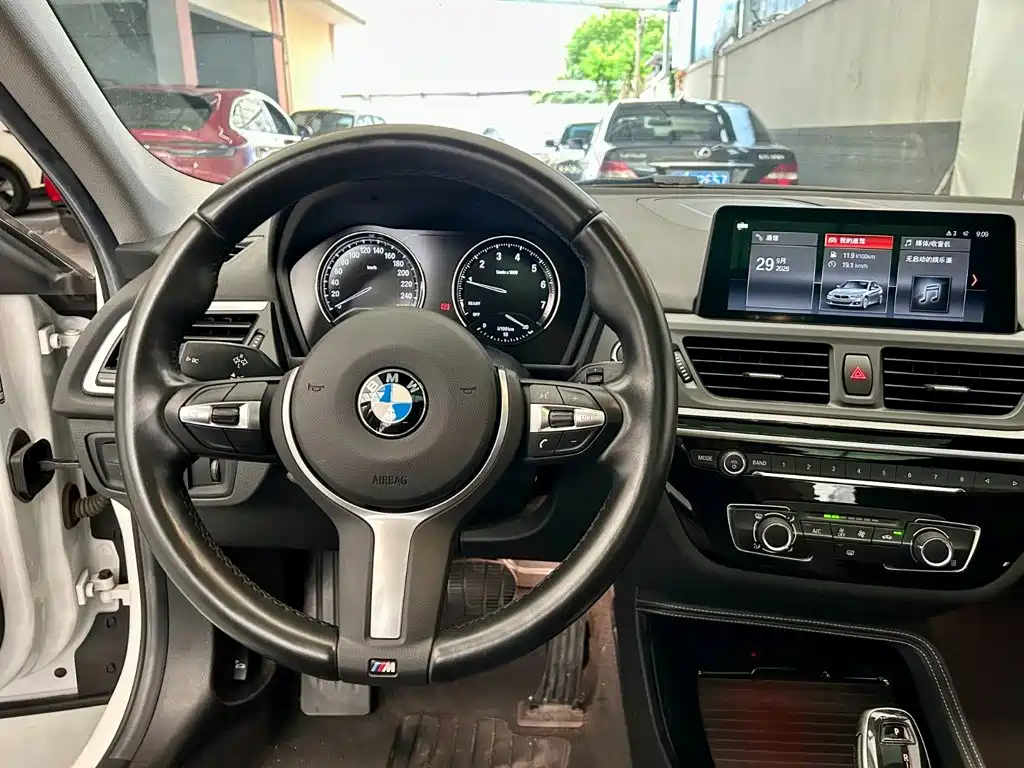 BMW 1 Series — миниатюра 13