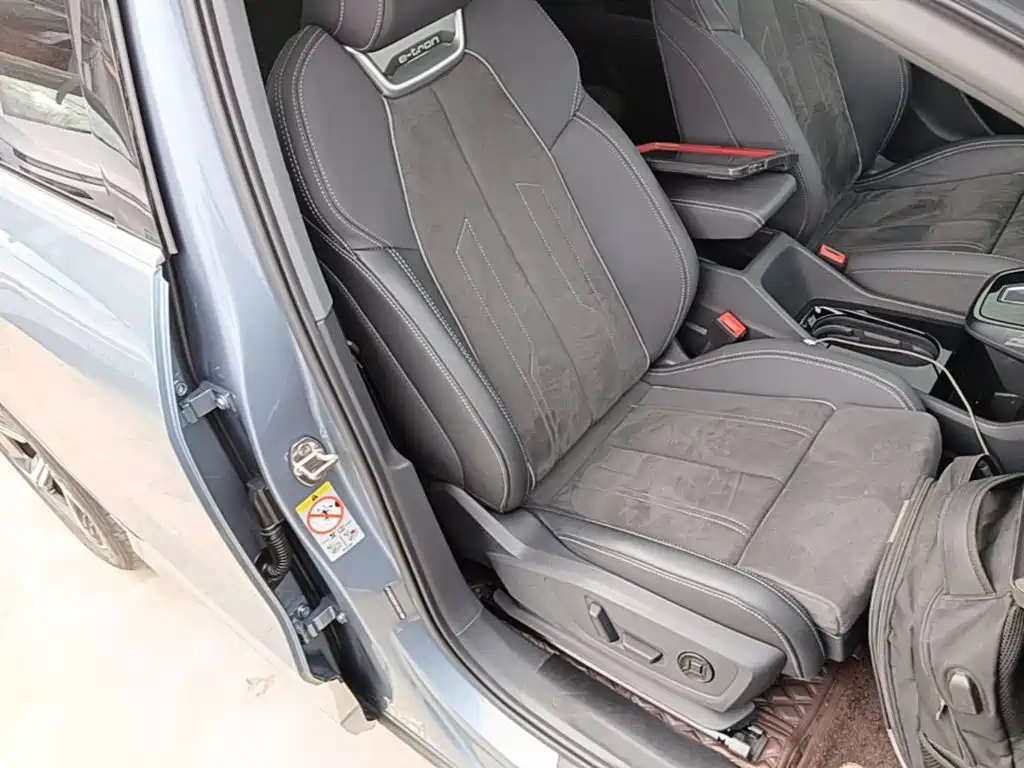 Audi Q4 e-tron — миниатюра 25