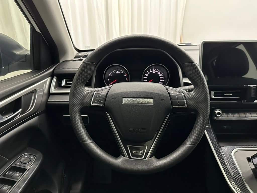 Haval Haval M6 1.5 л 2022 г. Белый, пробег 8300 км