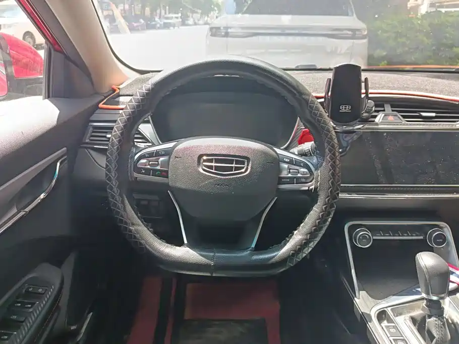 Geely Binrui — миниатюра 15