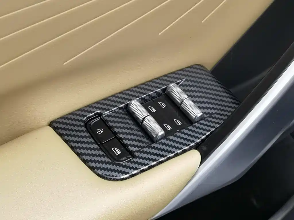 Geely Boyue L — миниатюра 9