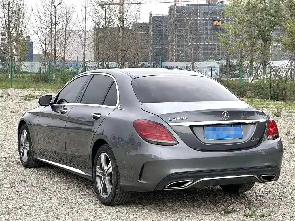 Mercedes-Benz C-Class — миниатюра 8