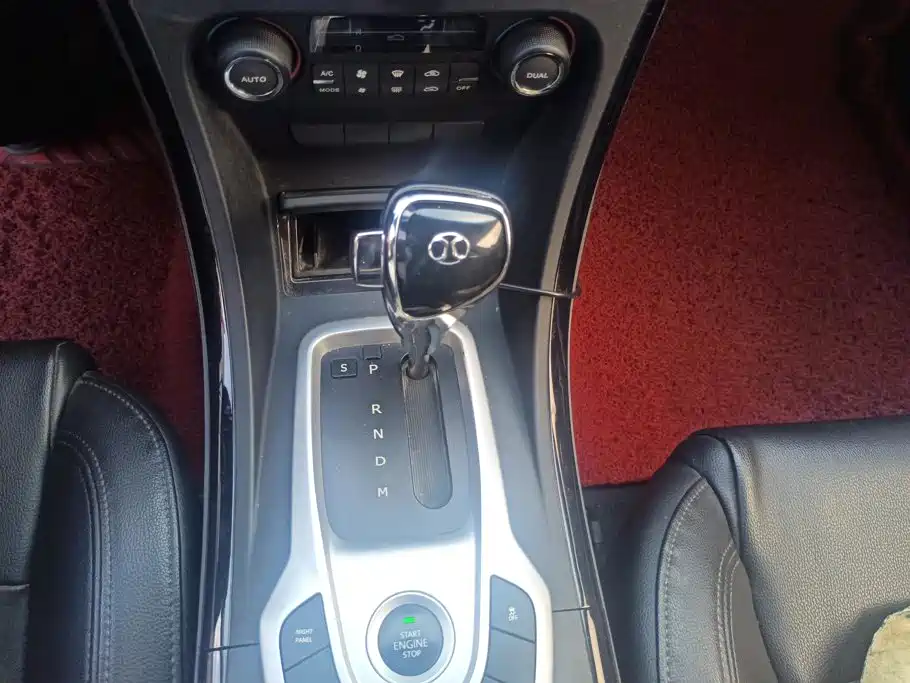 BAIC Senova D70 — миниатюра 16