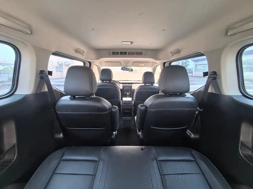 WULING WULING JOURNEY