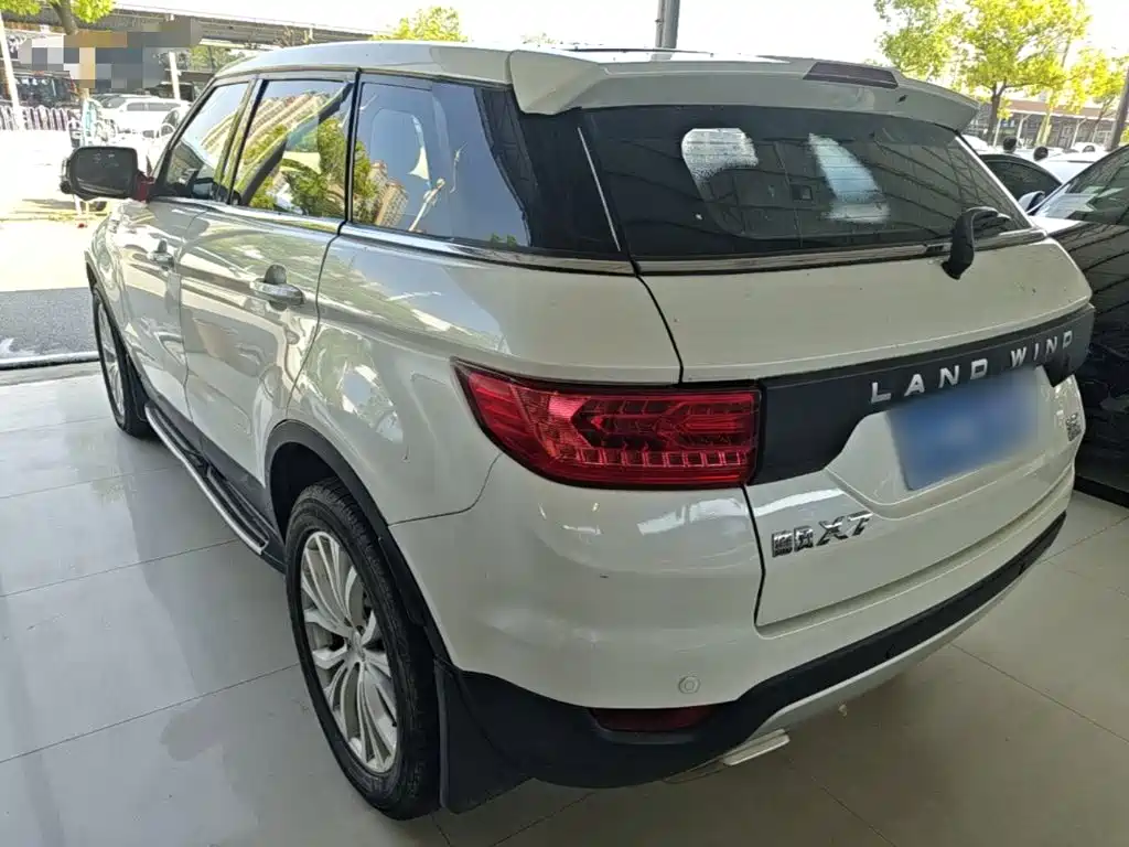 Landwind Landwind X7 — миниатюра 5