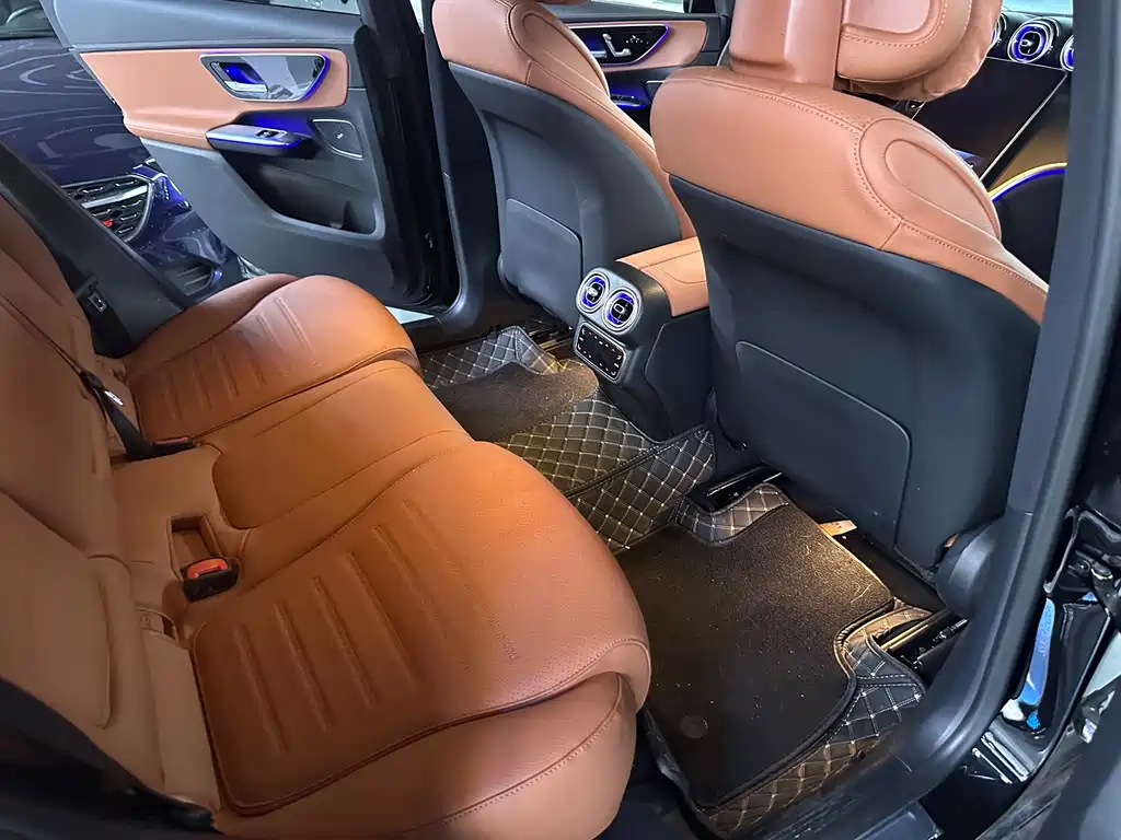 Mercedes-Benz GLC — миниатюра 10