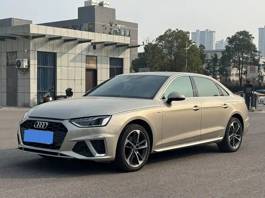 Audi A4L 2022