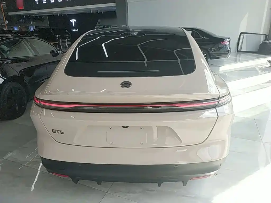 NIO ET5 — миниатюра 6