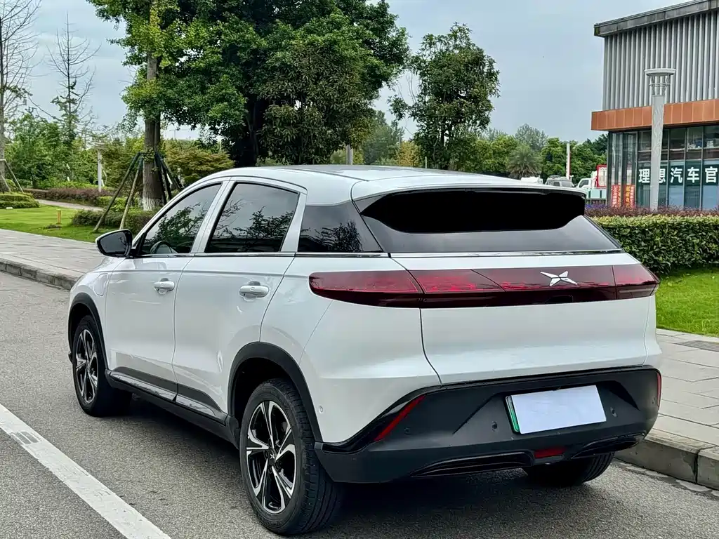 XPeng G3 — миниатюра 9