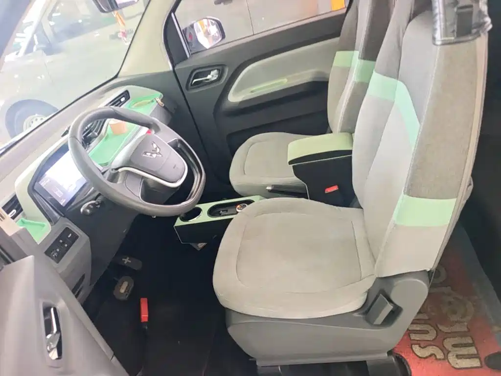 Wuling MINIEV — миниатюра 15