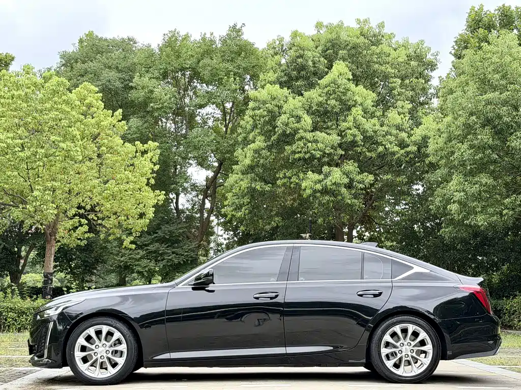 Cadillac CT5 — миниатюра 4