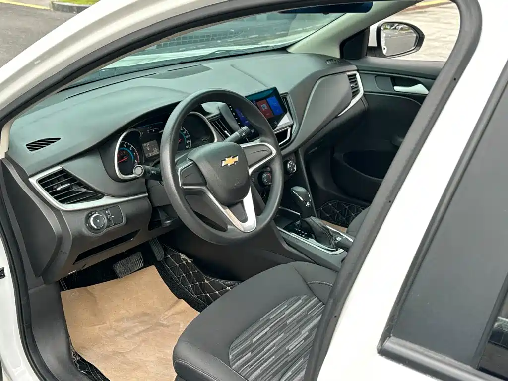 Chevrolet Cavalier — миниатюра 6