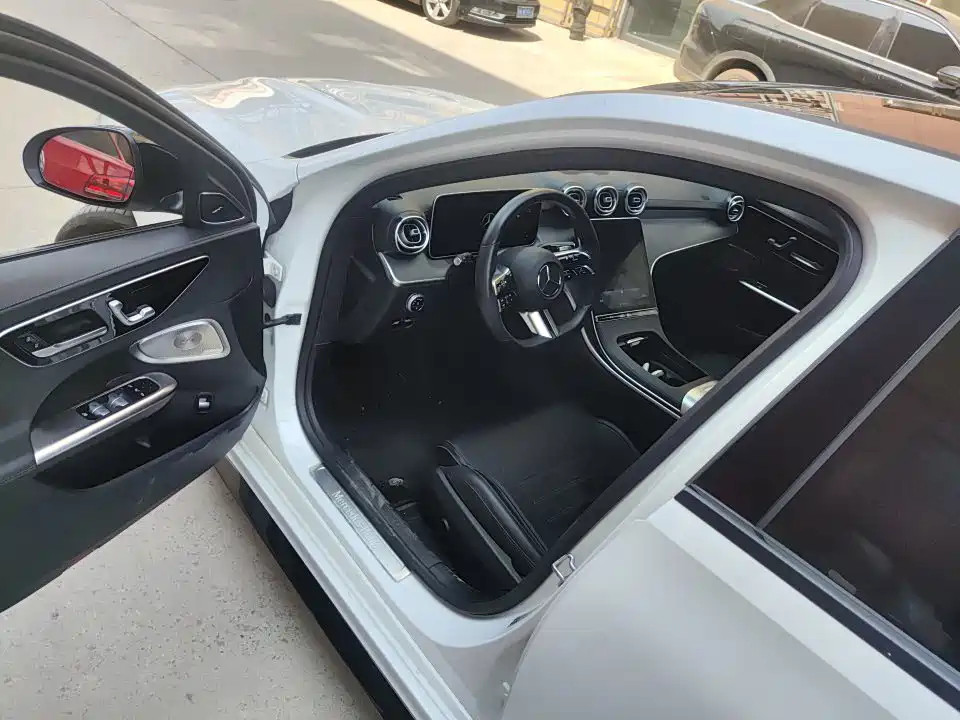 Mercedes-Benz C-Class — миниатюра 5