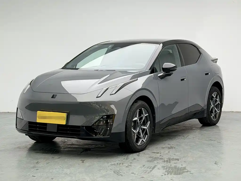 Lynk & Co Z20