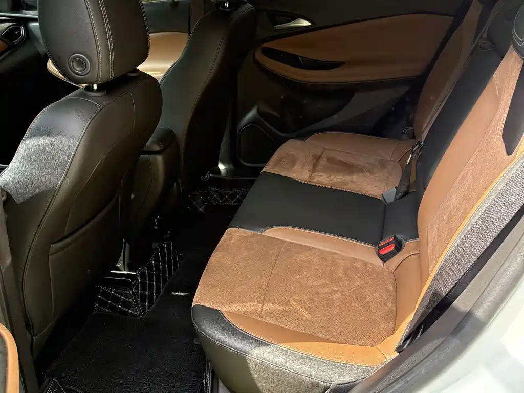 Buick Encore GX — миниатюра 9