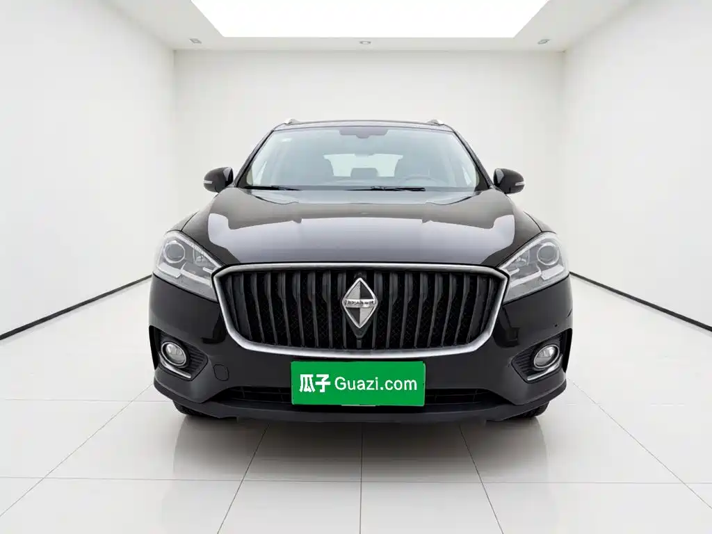 Borgward BX7 — миниатюра 2