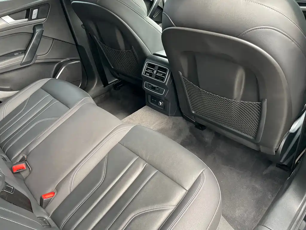 Audi Q5L — миниатюра 18