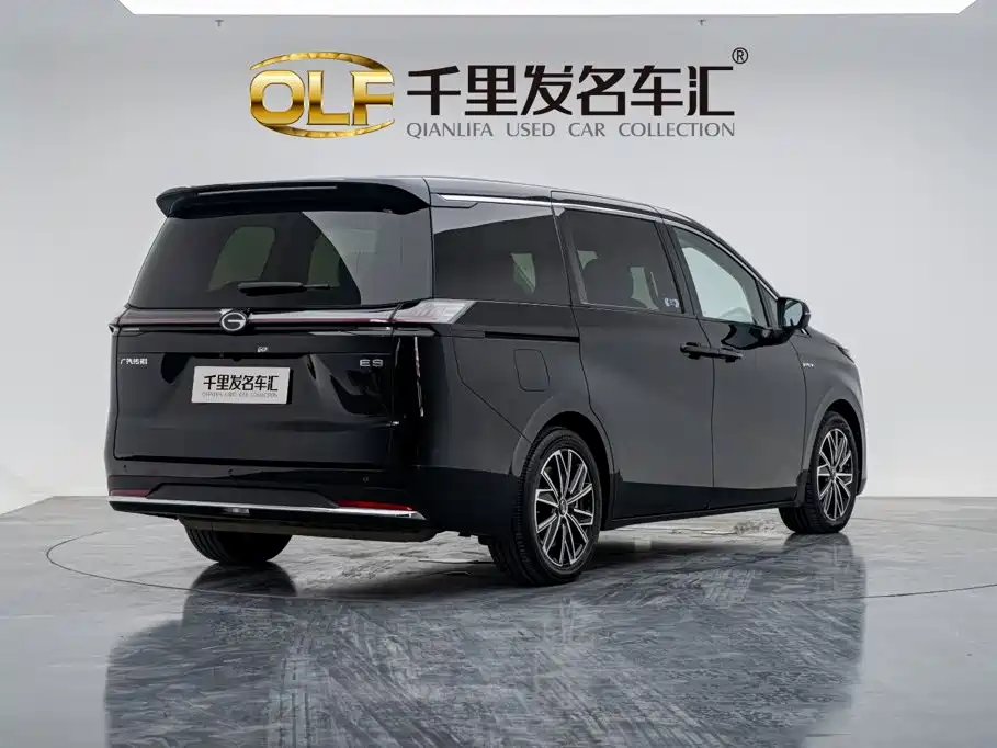 GAC Motor Trumpchi E8 PHEV — миниатюра 3