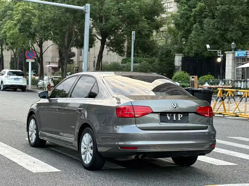 Volkswagen Sagitar — миниатюра 17