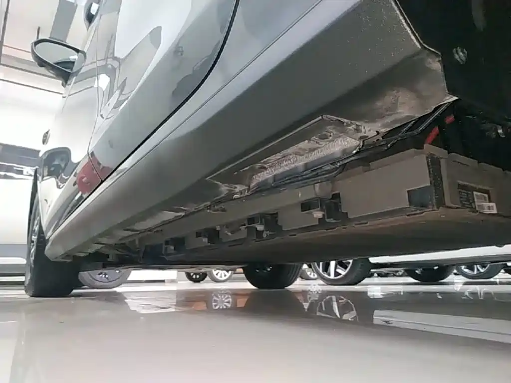 BYD Seal 05 DM-i — миниатюра 22