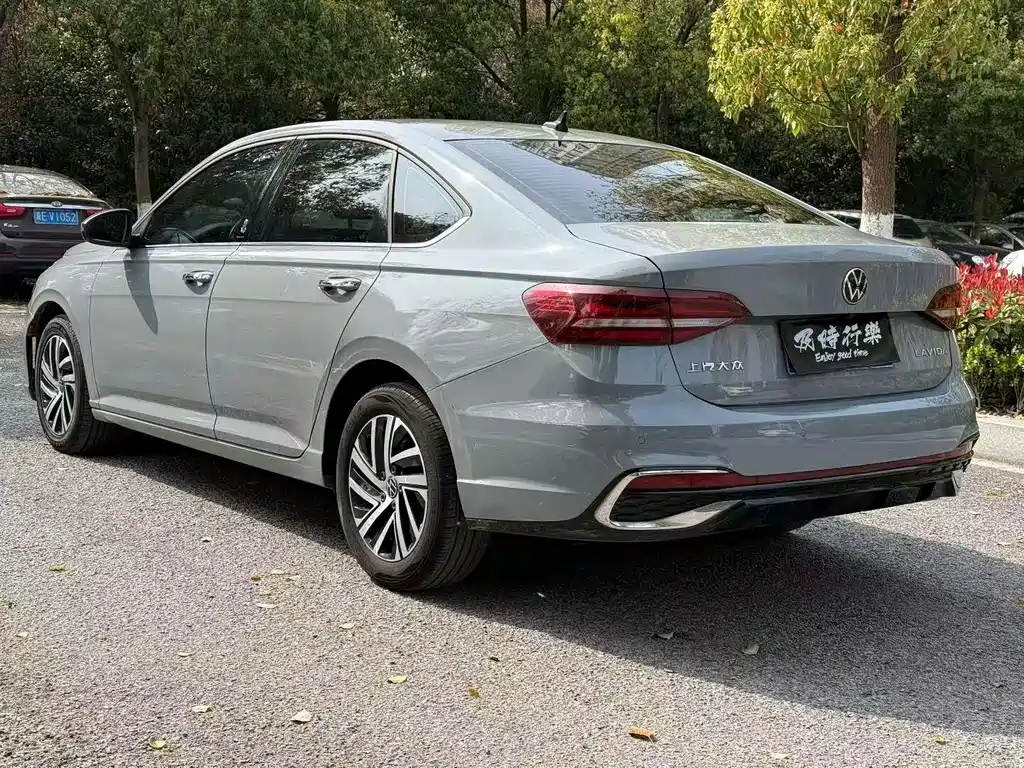 Volkswagen Lavida — миниатюра 8