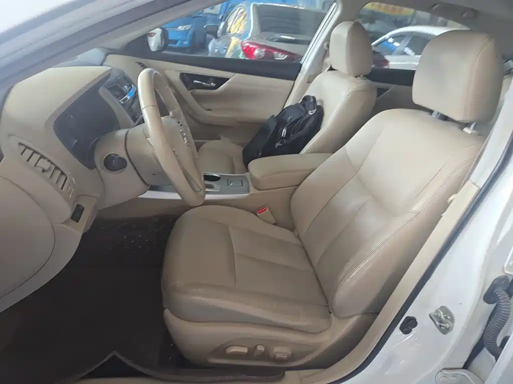 Nissan Teana — миниатюра 18
