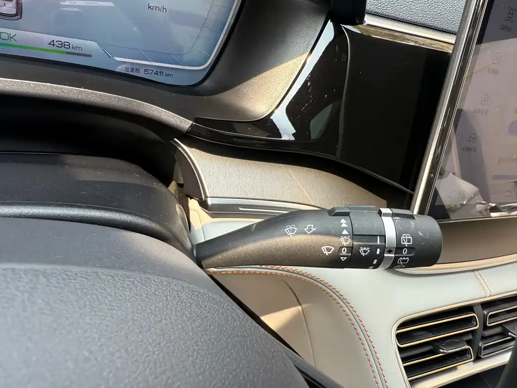 BYD PLUS New Energy — миниатюра 25