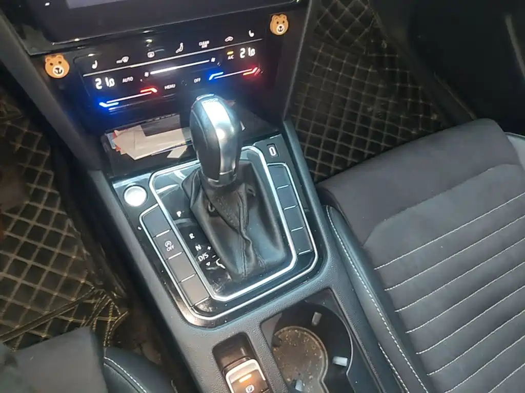 Volkswagen Magotan — миниатюра 14