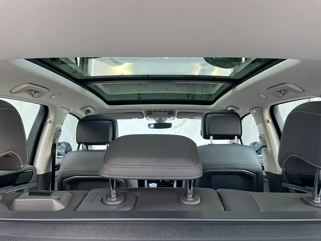 Volkswagen Touareg — миниатюра 22